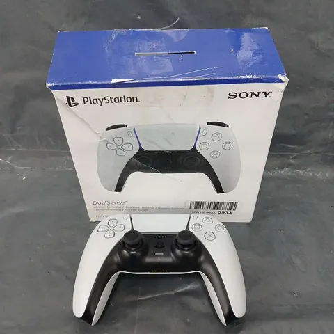 BOXED SONY PLAYSTATION 5 DUAL SENSE CONTROLLER 