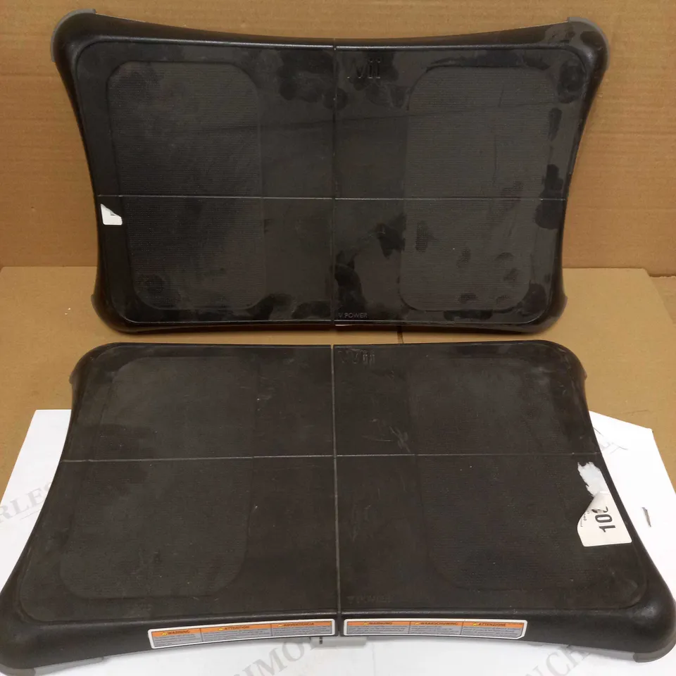 LOT OF 2 NINTENDO WII BALANCE BOARDS	