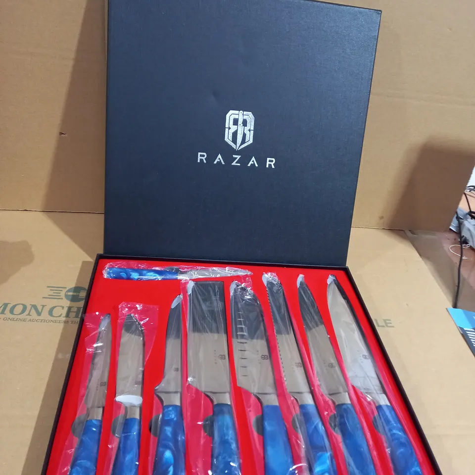 SET OF 9 RAZER KITCHEN KNIVES  