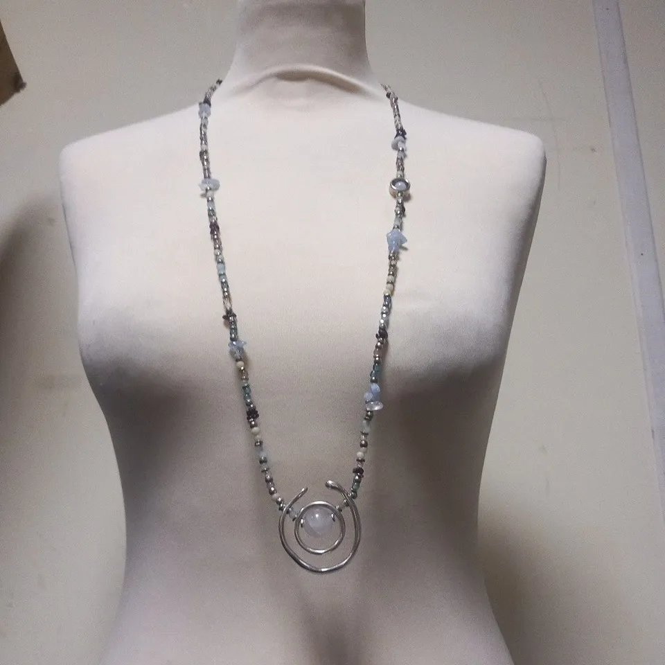 BAGGED UNO DE 50 CRYSTAL NECKLACE RRP £175