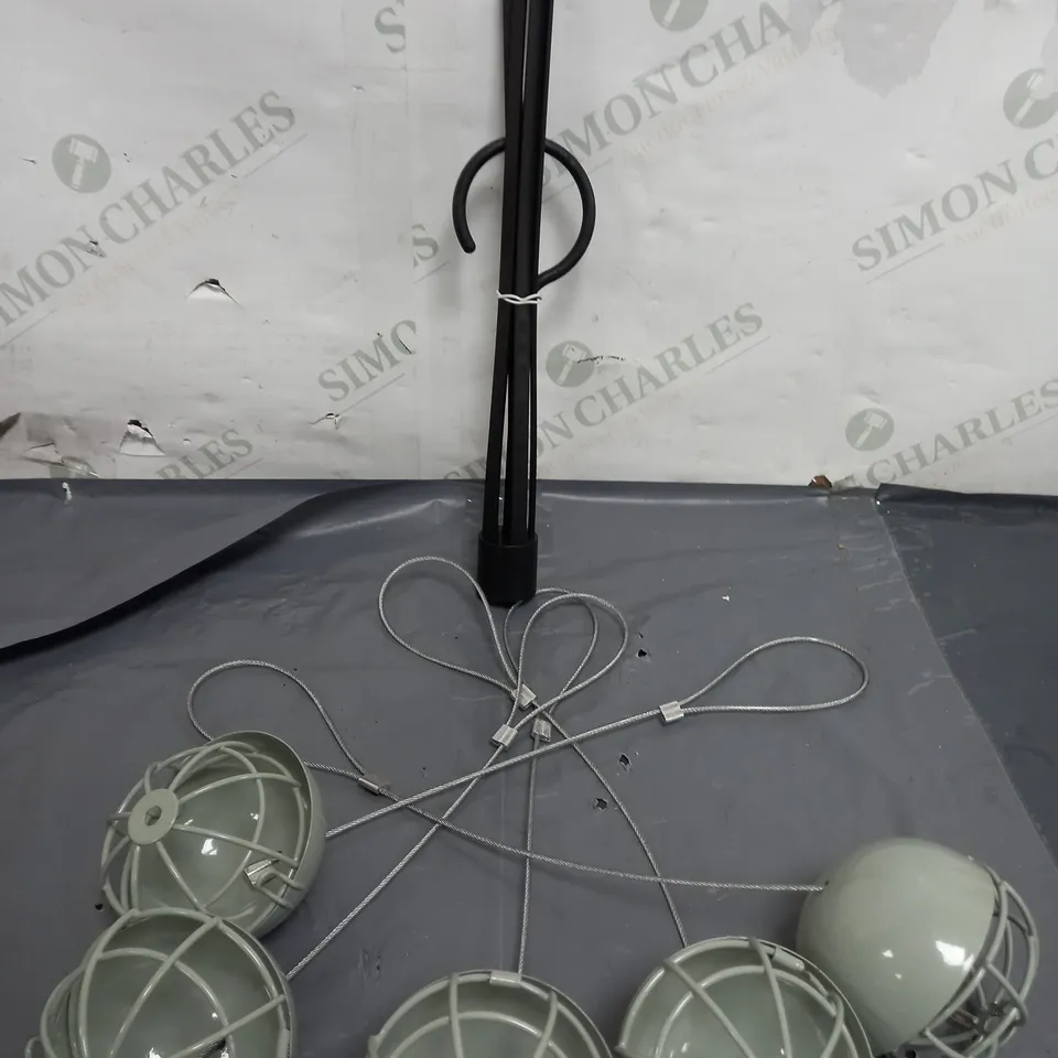 GRUMPY GARDENER FATBALL CHANDELIER