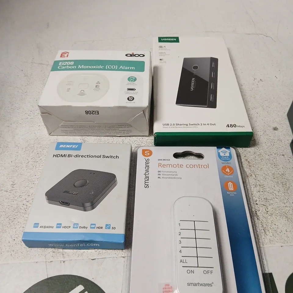 APPROXIMATELY 10 ASSORTED ELECTRICAL PRODUCTS TO INCLUDE CARBON MONOXIDE ALARM, HDMI SWITCH, USB SHARING SWITCH ETC 