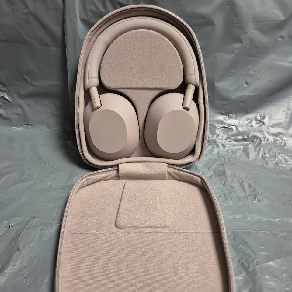 SONY WH-1000XM5 WIRELESS BLUETOOTH NOISE-CANCELLING HEADPHONES - SMOKY PINK