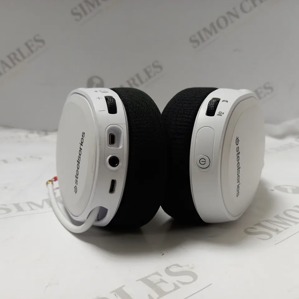 STEELSERIES ARCTIS 7 WIRELESS GAMING HEADSET
