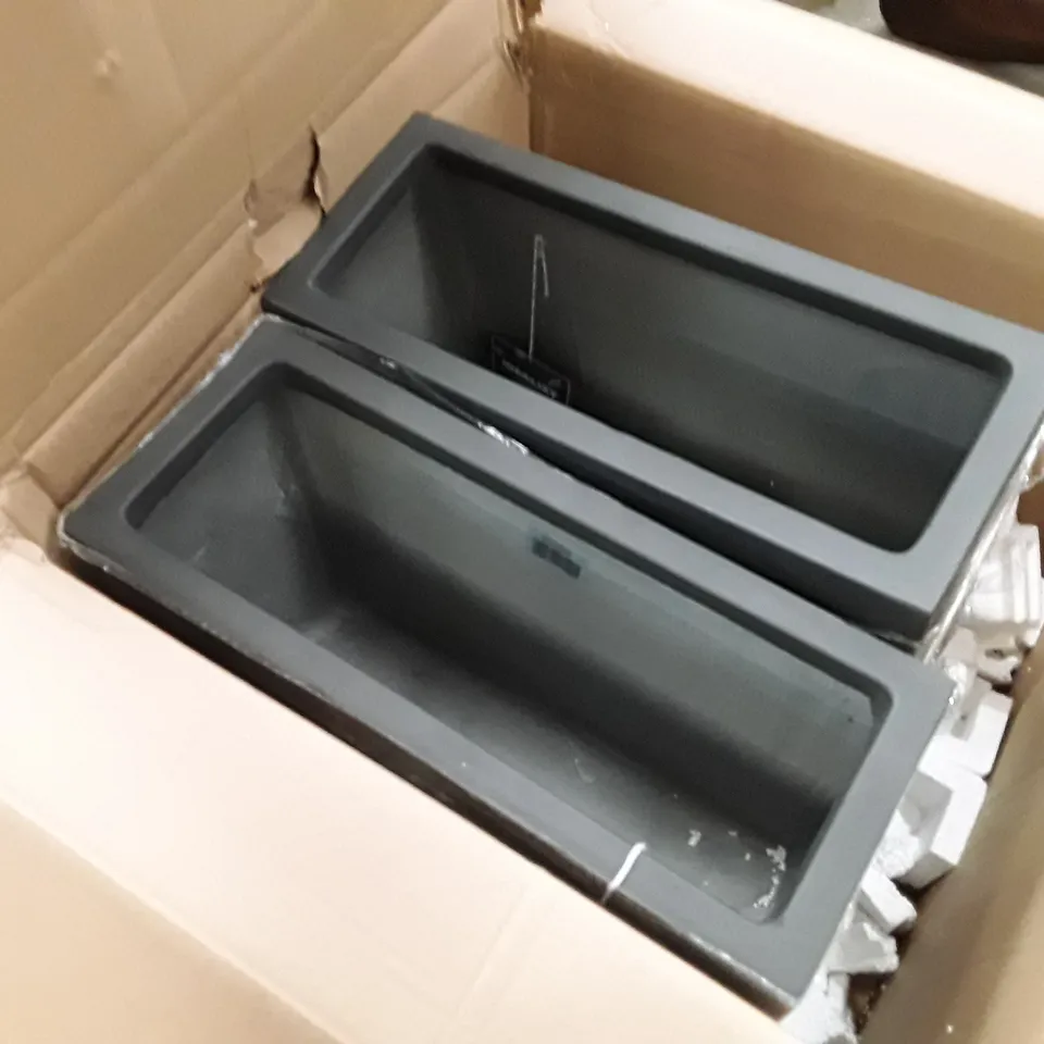 BOXED SET OF 2 FAUX LEAD DARK GREY LIGHT CONCRETE FIBRESTONE TROUGH OUTDOOR PLANT POT 40CM