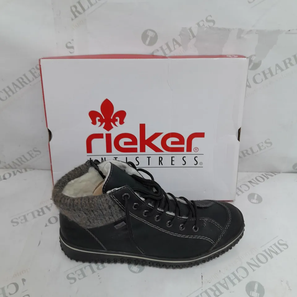 BOXED PAIR OF RIEKER LACE UP BOOTS IN BLACK SIZE 6.5