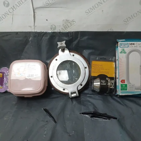 BOX OF APPROXIMATELY 8 ASSORTED ITEMS TO INCLUDE - DEADBOLT LOCK , 38W COMPACT FLUORESCENT CC , 15 TEA LIGHTS ETC