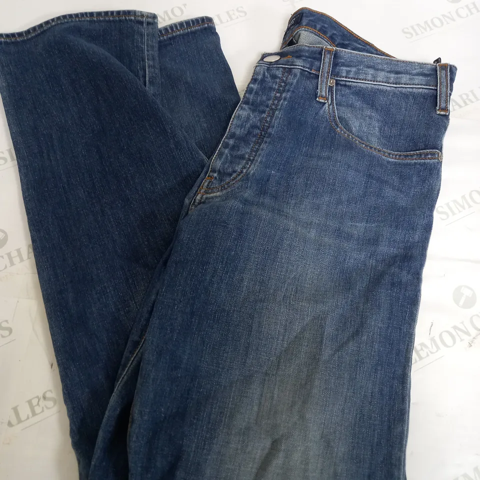 ARMANI JEANS IN BLUE - SIZE 34