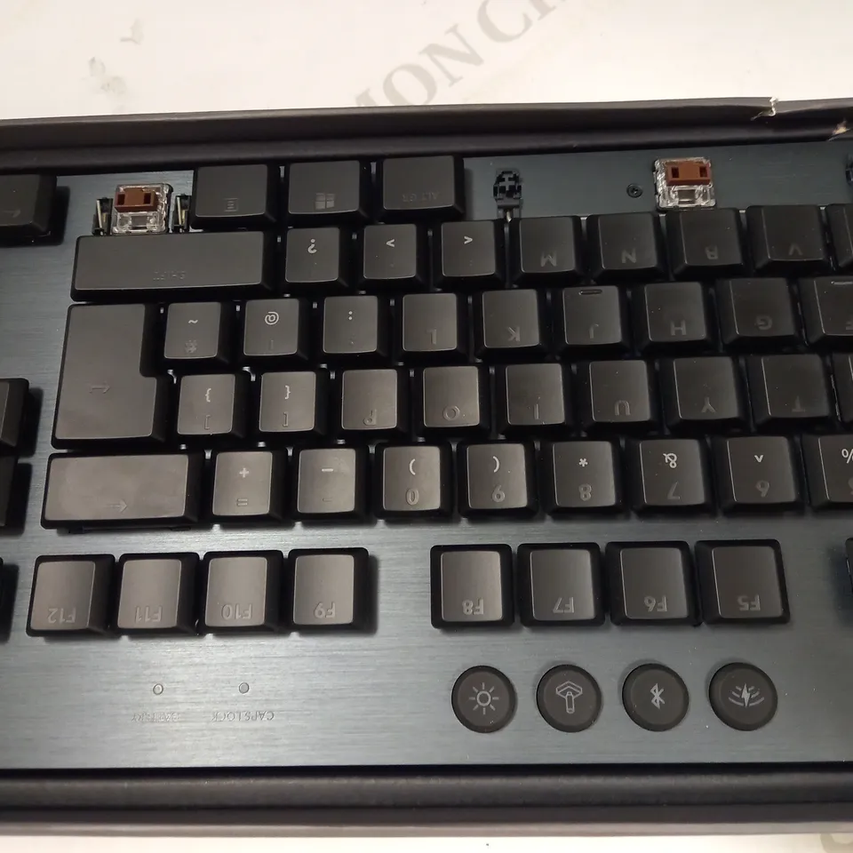 LOGITECH G915 LIGHTSPEED WIRELESS LIGHTSYNC RGB MECHANICAL GAMING KEYBOARD