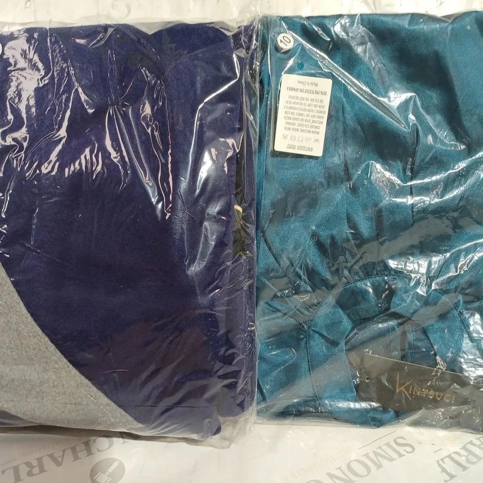 BOX OF APPROXIMATELY 10 ASSORTED CLOTHING ITEMS IN VARIOUS STYLES AND SIZES TO INCLUDE CAPES & TOPS