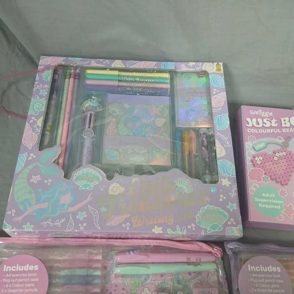 FOUR ASSORTED SMIGGLE PRODUCTS