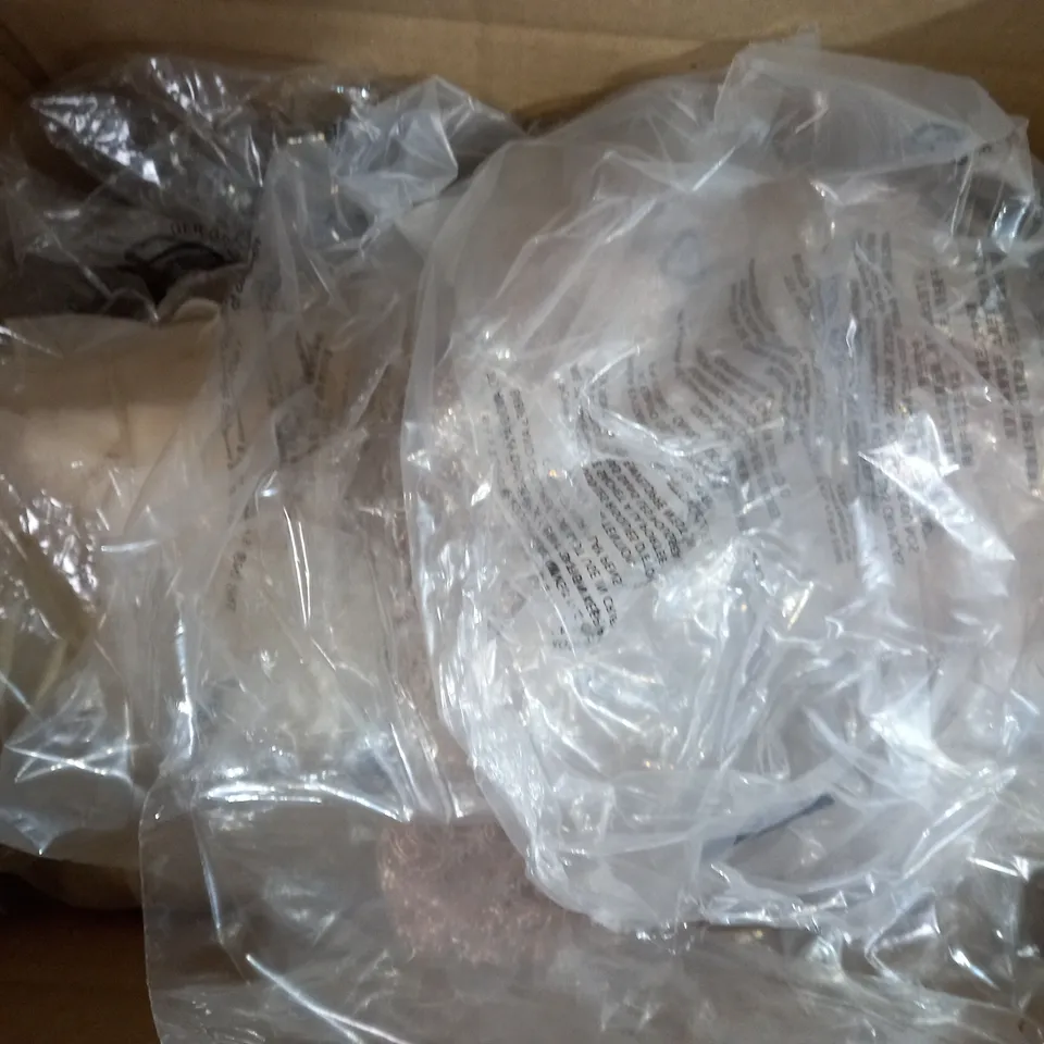 BOX OF 10 ASSORTED CLOTHING ITEMS TO INCLUDE - MIRROR IMAGE 