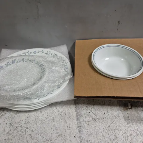 BOXED CORELLE DINNERWARE SET 