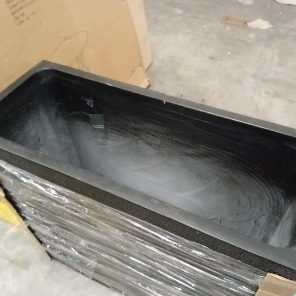 BARDWELL RECTANGULAR PLANTER 74cm BLACK