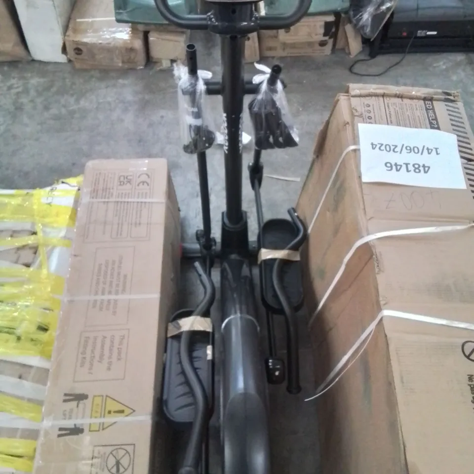 REEBOK GX50 ONE SERIS CROSS TRAINER - BLACK WITH RED RRP £499.99