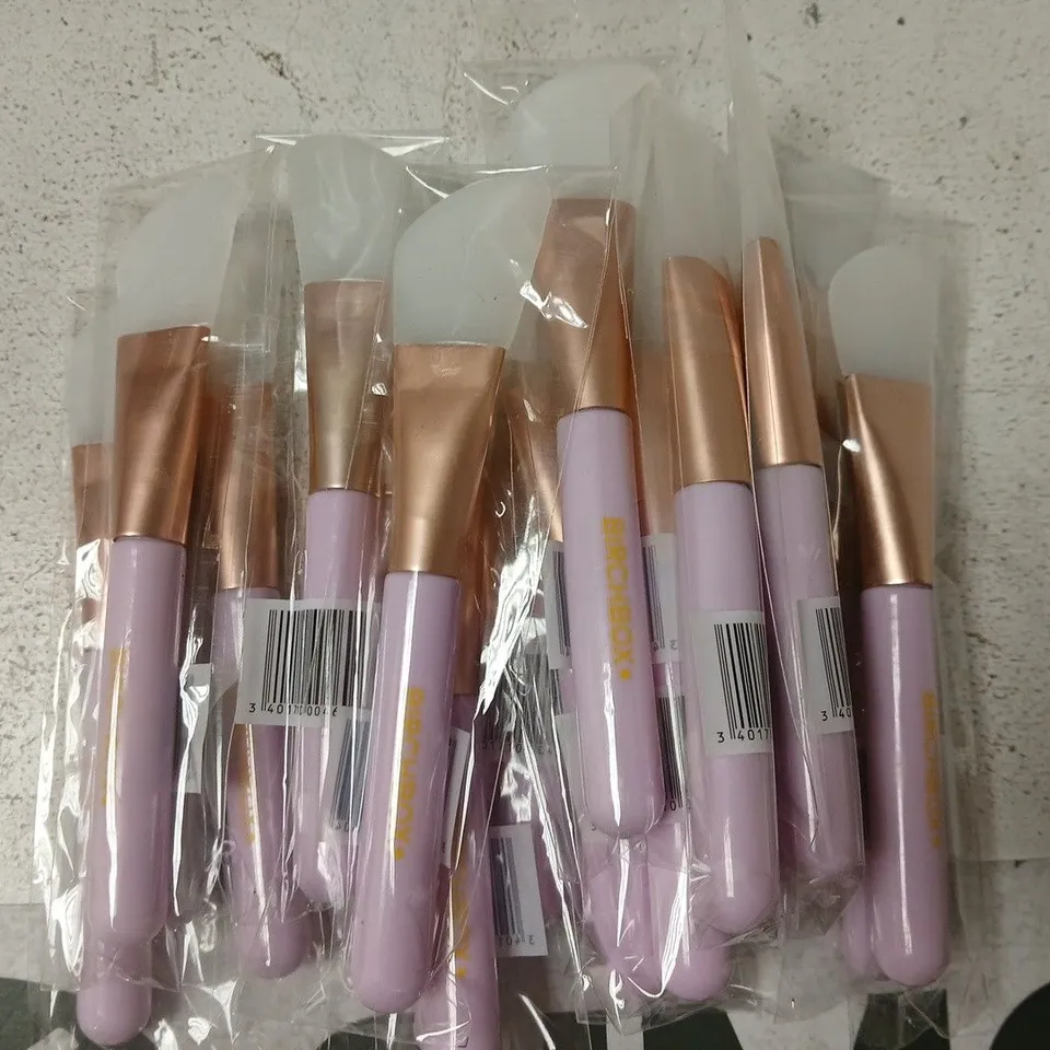 APPROX 20 BIRCHBOX SILICONE FACE BRUSHES