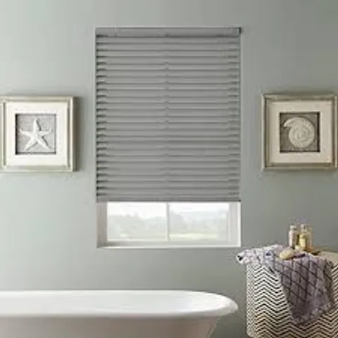 BOXED SEMI SHEER VENETIAN BLIND