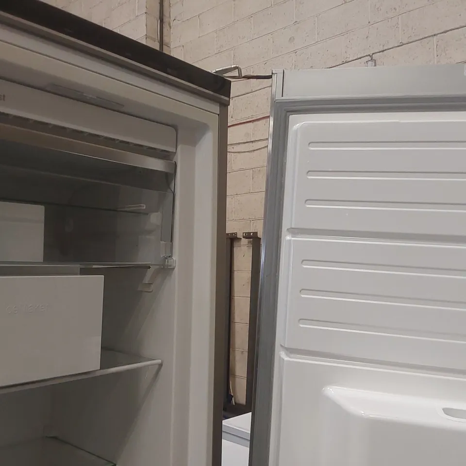 SIEMENS KE GSUW35A FREESTANDING FREEZER