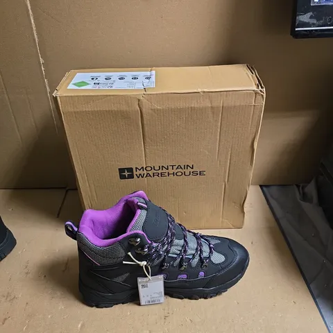 MOUNTAIN WAREHOUSE HIKING BOOTS – BLACK/GRAY WITH PURPLE LINING - UK SIZE 7 