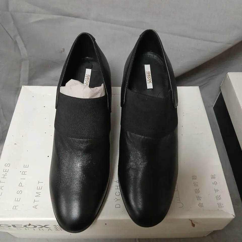 GEOX INSPIRA WEDGE BLACK LEATHER – UK 4 (EU 37)