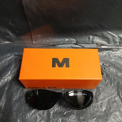 MELLER BLACK SUNGLASSES WITH ORANGE BOX