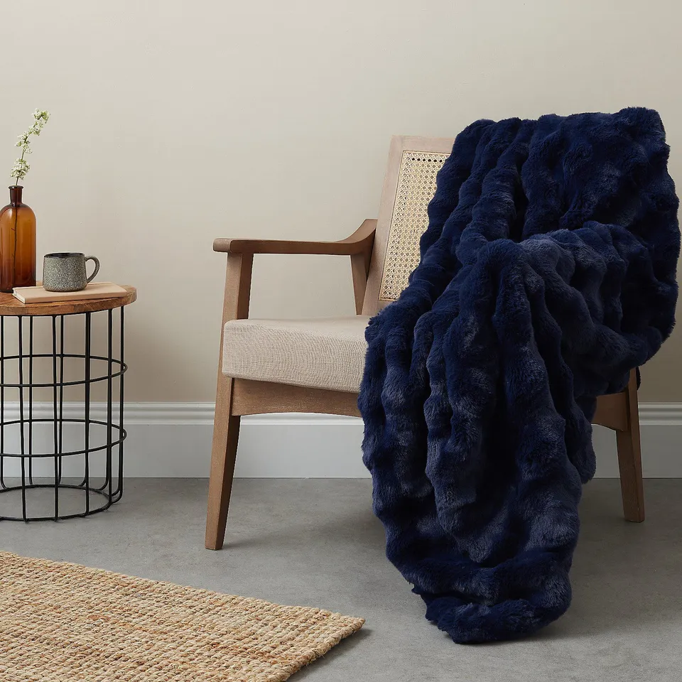 BOXED COZEE HOME GIFTABLE TEXTURED LUXURY FAUX FUR THROW IN NAVY