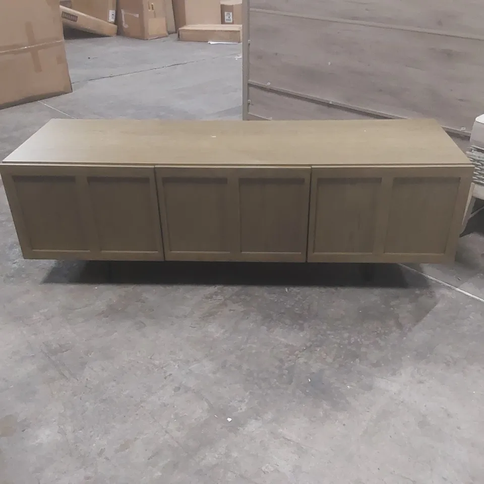 BEAULAH PANELLED MEDIA UNIT - 125CM