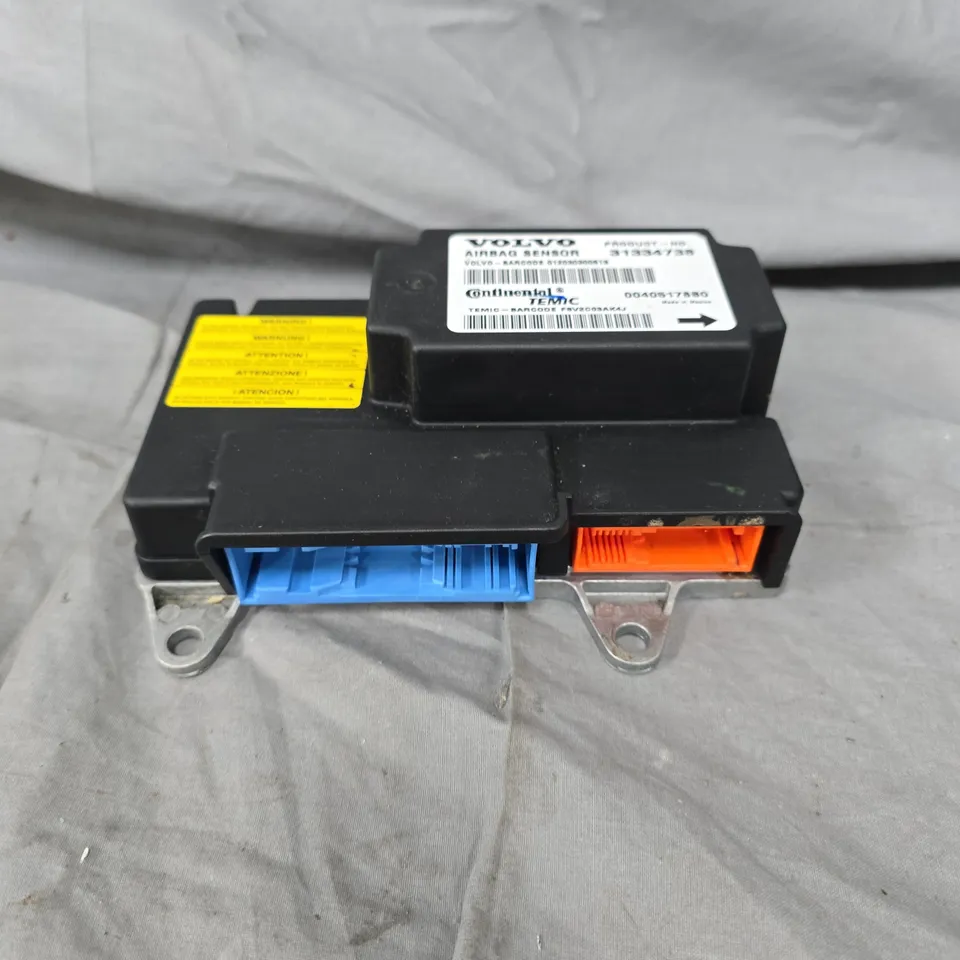 VOLVO AIRBAG SENSOR MODULE – 31334738