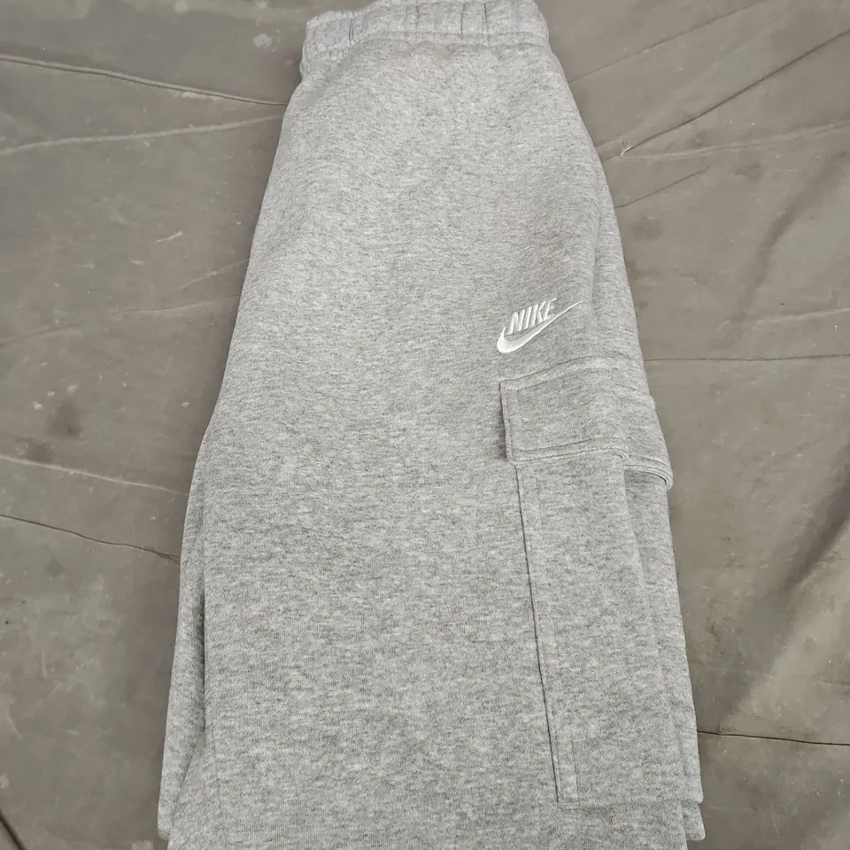 NIKE GREY SWEATPANTS - SIZE SMALL