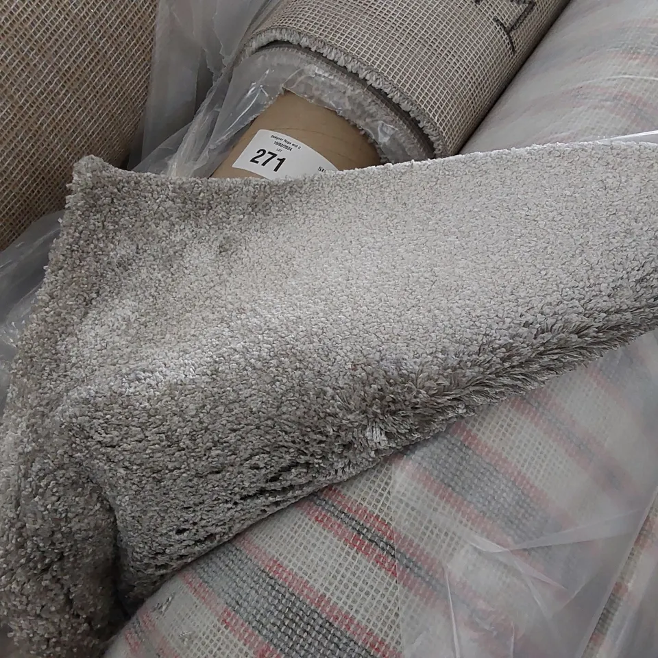 ROLL OF QUALITY AUBREY FLINT CARPET // SIZE: APPROXIMATELY 5 X 3.3m