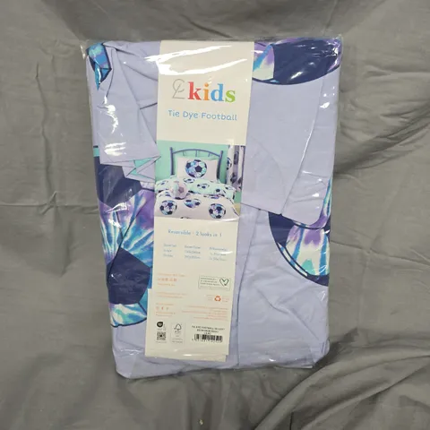 KIDS TIE-DYE FOOTBALL DUVET SET – REVERSIBLE, 2 LOOKS IN 1