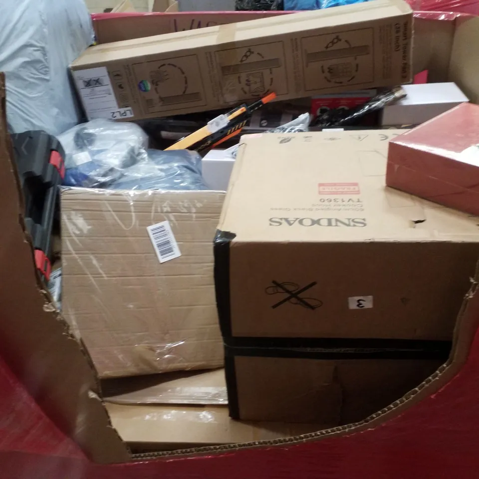 PALLET CONTAINING VARIOUS ASSORTED BOXED HOUSEHOLD ITEMS TO INCLUDE: SMART TOWER FAN, VACUUM CLEANER, FOLDABLE MINI WASHER, DUAL CHAMBER AIR FRYER AND LOTS MORE UNMARKED BOXED ITEMS 