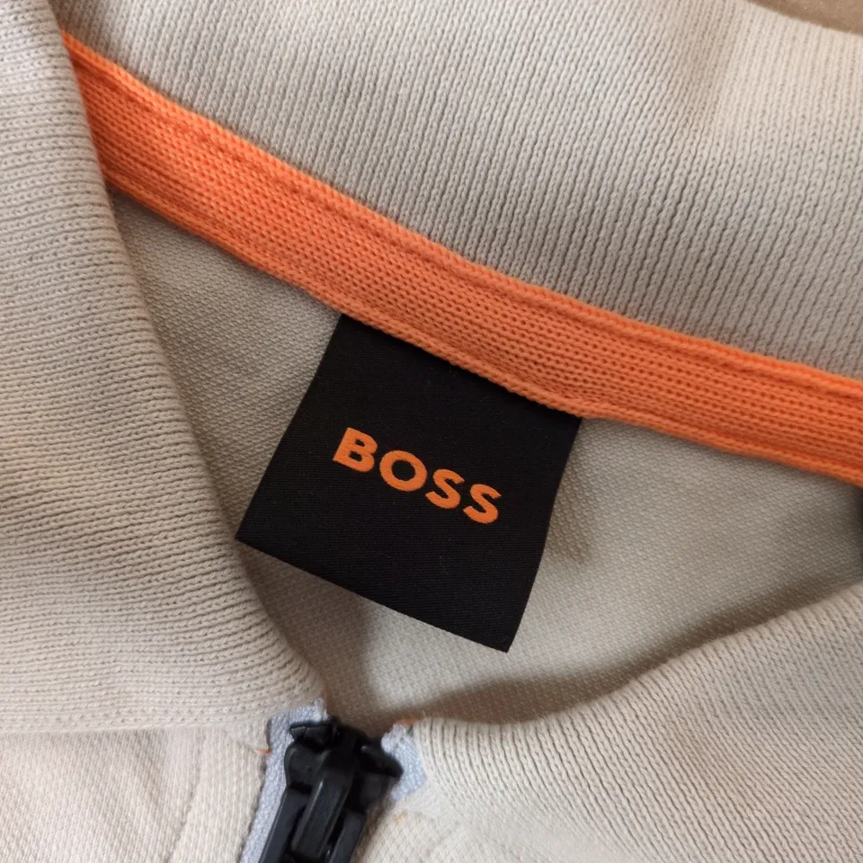 BOSS BEIGE POLO SHIRT WITH ORANGE TRIM – ZIP NECK, SIZE M