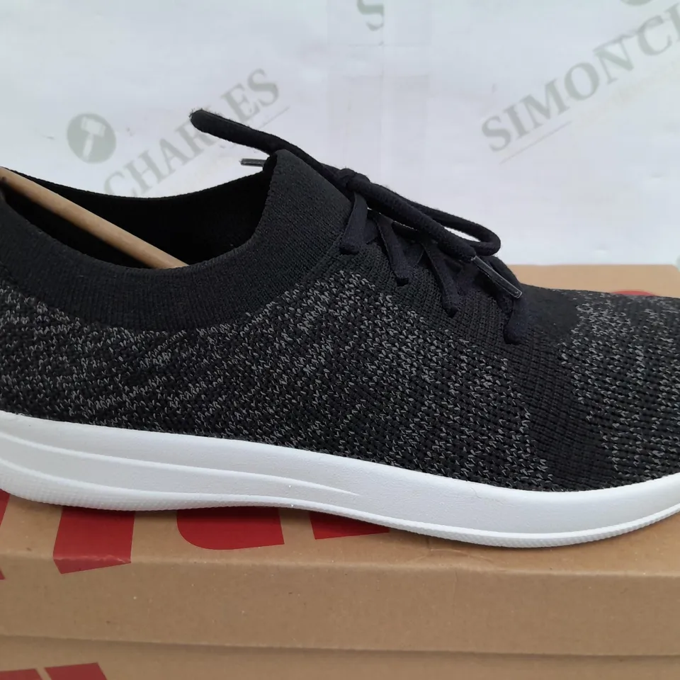 BOXED PAIR OF FITFLOP F-SPORTY UBERKNIT SNEAKER IN BLACK - UK 06