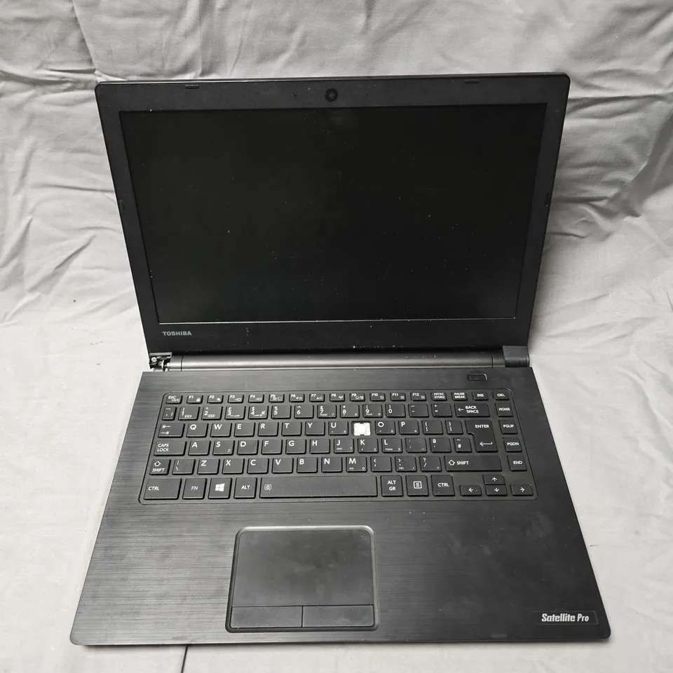 TOSHIBA SATELLITE PRO R40-C LAPTOP 