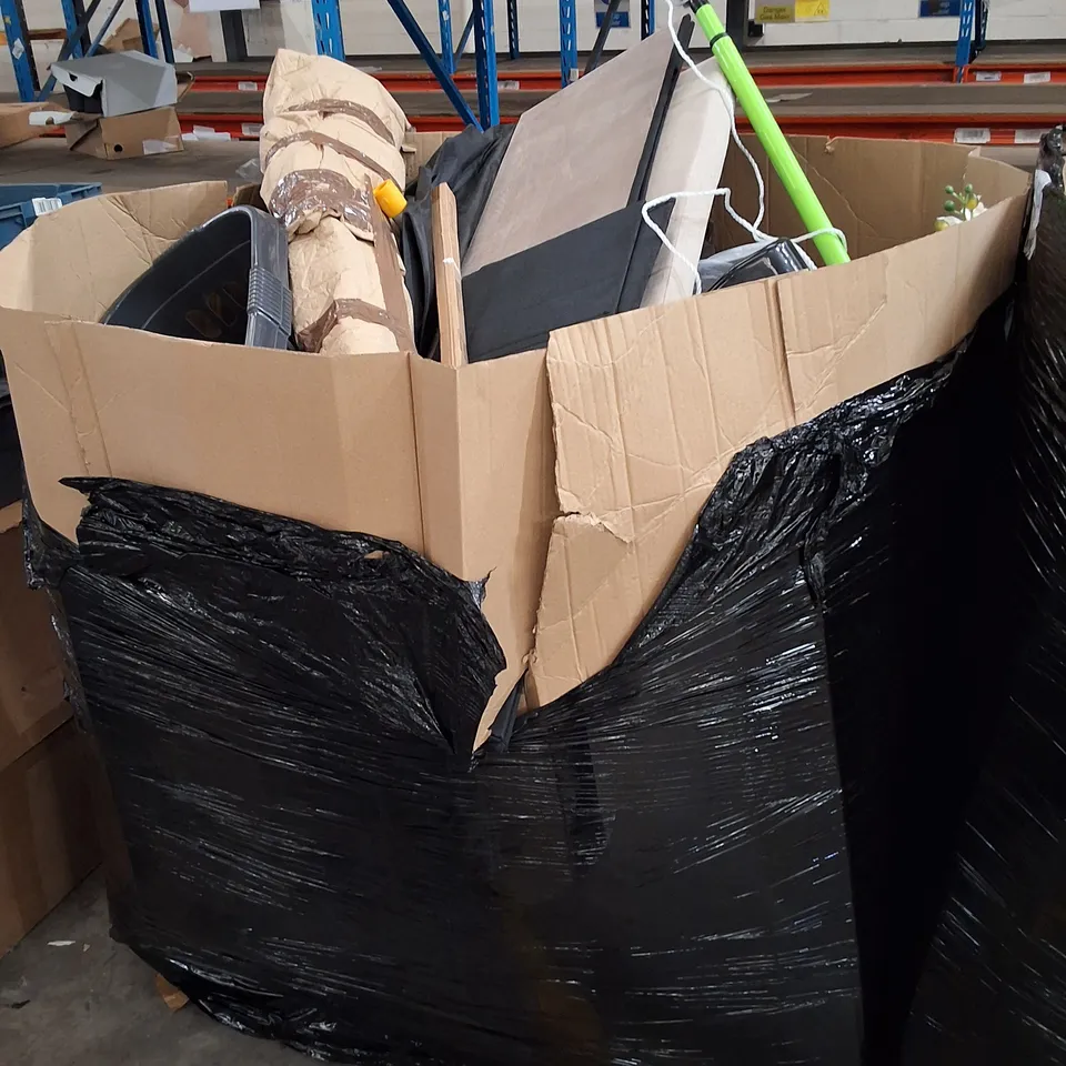 BOX CONTAINING ASSORTED PRODUCTS INCLUDING LAUNDRY BASKETS, WARDROBE RAIL, PLASTIC BINS, WHEELED PLATFORM DOLLY & 16" STANDING FAN