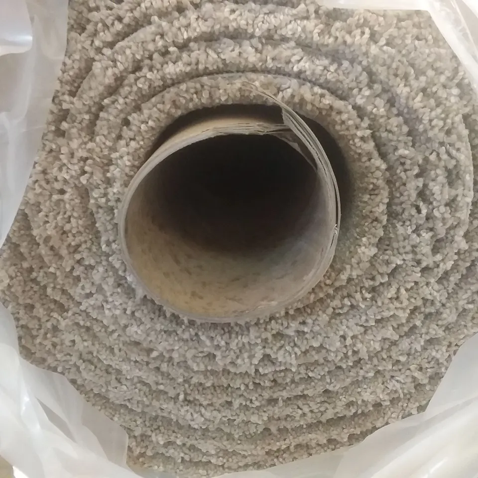 ROLL OF QUALITY ULTIMATE IMPRESSIONS FORTUNE CARPET 5×10.57M