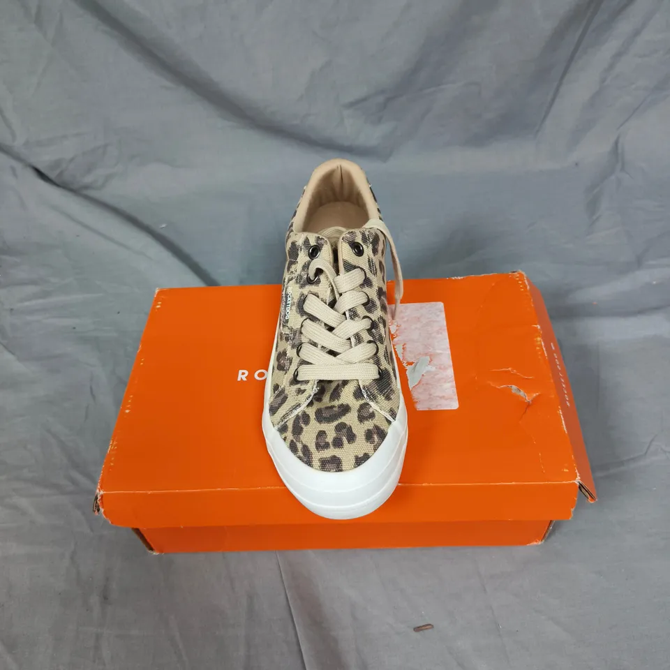 LEOPARD PRINT CANVAS SNEAKERS – WOMEN'S UK SIZE 5
