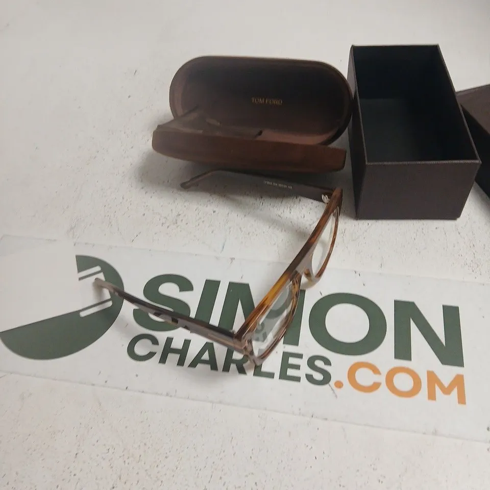 TOM FORD EYEGLASSES – TORTOISESHELL FRAME WITH CASE