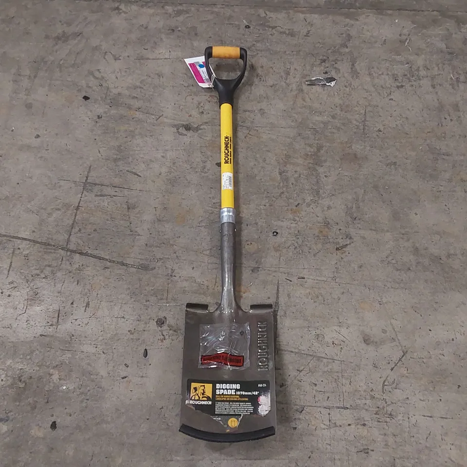 ROUGHNECK DIGGING SPADE 
