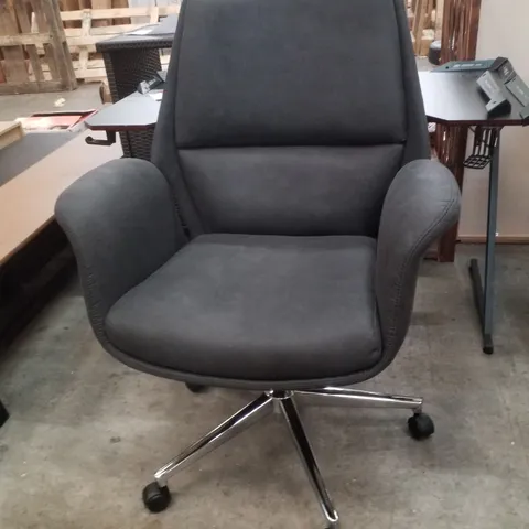 OMNI LUXURY BLACK FAUX LEATHER AND SILVER OFFICE CHAIR