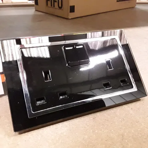 BOXED CRYSTAL CT 13A DP DOUBLE PLUG SOCKET WITH SWITCH BLACK 
