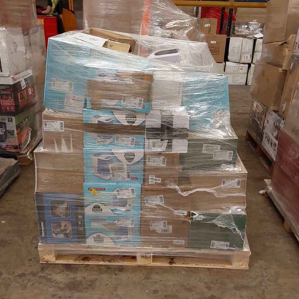 PALLET OF APPROXIMATELY 49 UNPROCESSED RAW RETURN HOUSEHOLD AND ELECTRICAL GOODS TO INCLUDE;