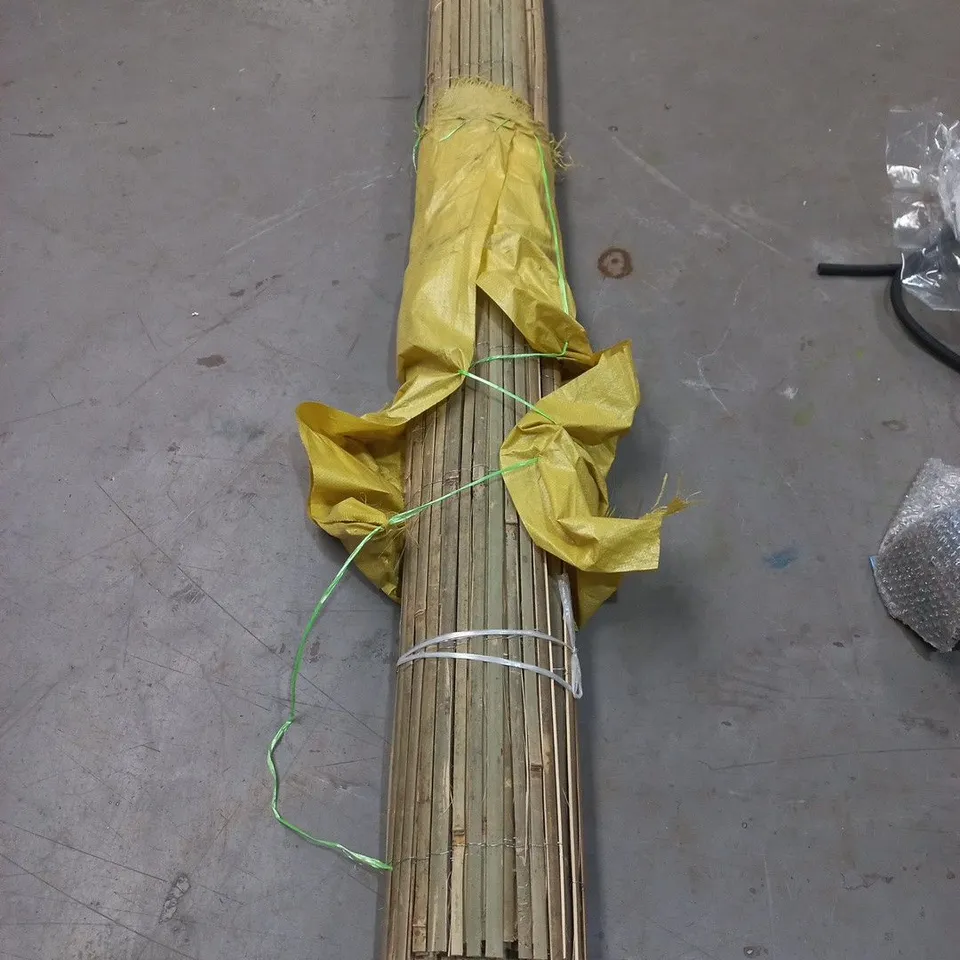 ROLLED WOODEN GARDEN SCREENING - 180CM X UNSPECIFIED