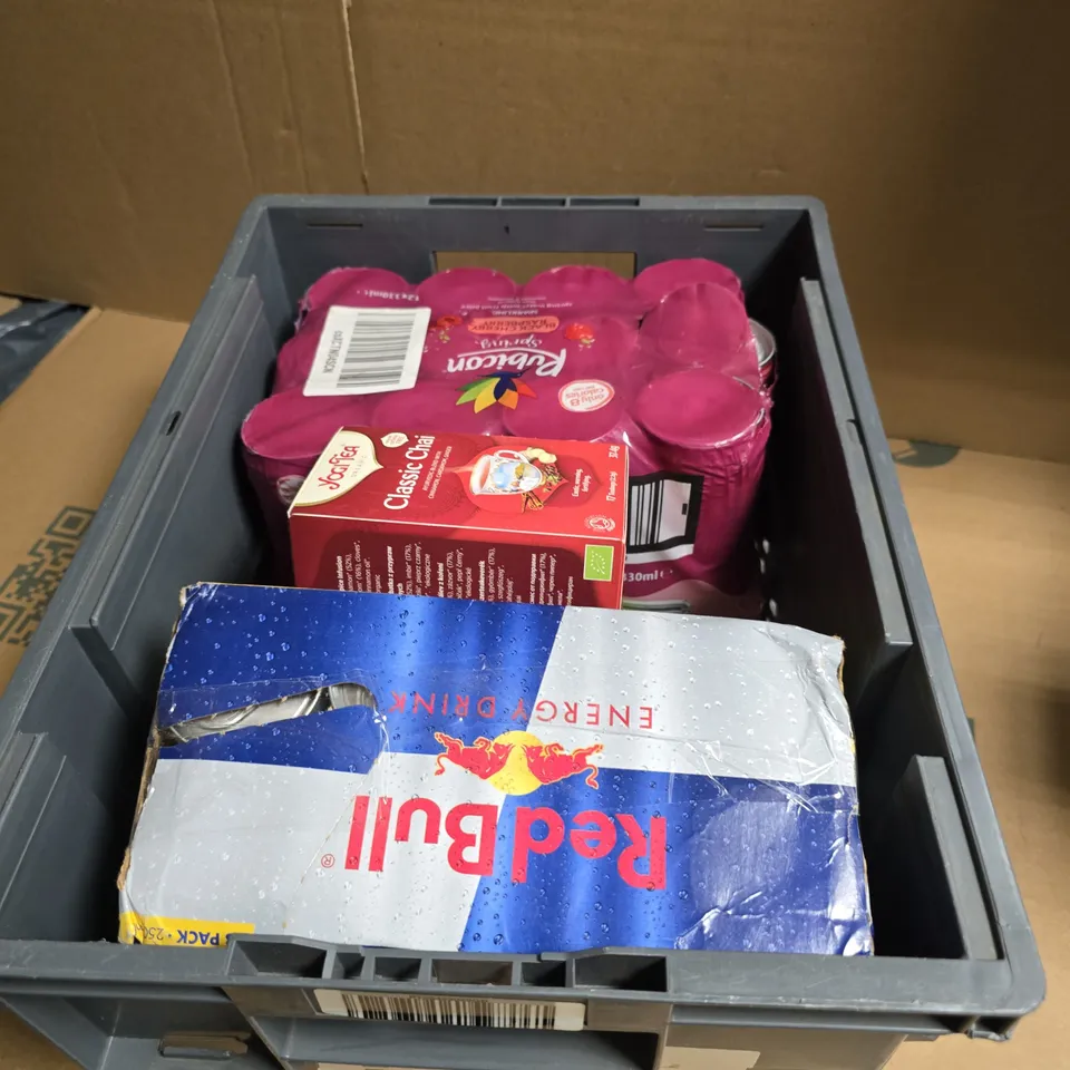 APPROXIMATELY 25 ASSORTED FOOD AND DRINK ITEMS INCLUDING RED BULL ENERGY DRINK AND YOGI TEA CLASSIC CHAI 