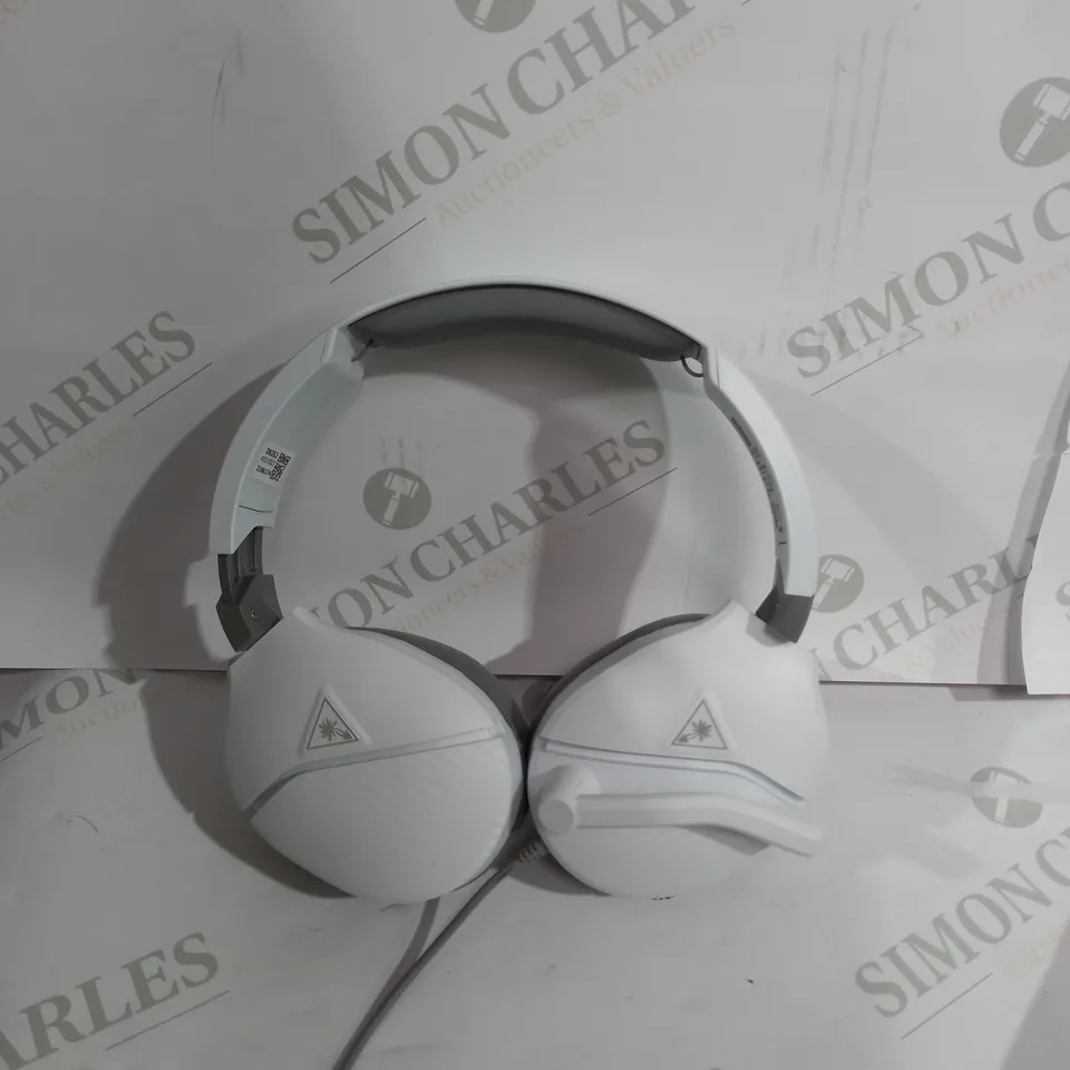 BOXED MULTIPLATFORM TURTLE BEACH RECON200 GEN 2 WIRED HEADSET 