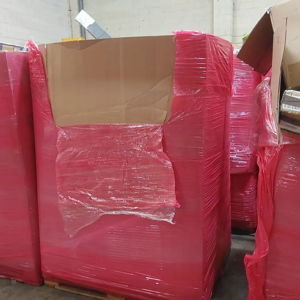 PALLET OF ASSORTED ITEMS INCLUDING: DERW SHOWER SYSTEMS, INFLATABLE POOL, RETRACTABLE GATE, LED AQUARIUM LIGHT ECT
