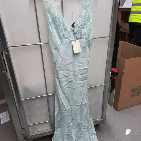 NOBODYS CHILD LENORA MIDAXI DRESS IN GREEN - UK 12