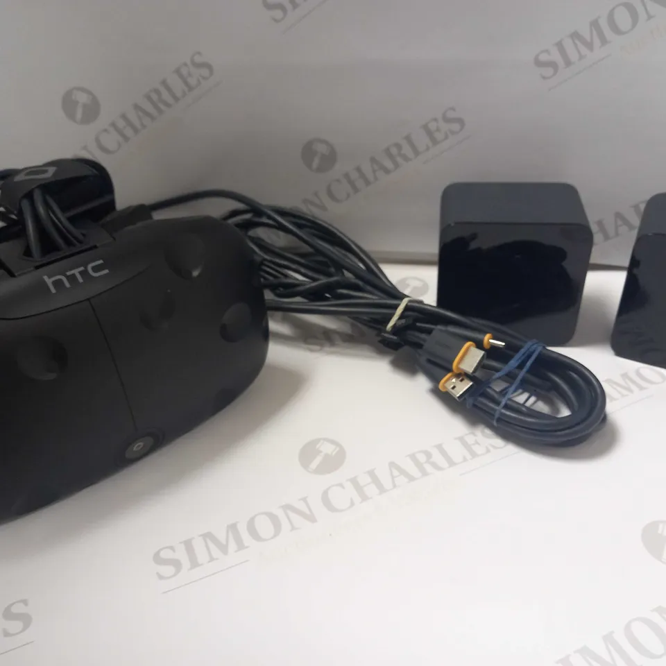HTC VIVE PRO FULL VIRTUAL REALITY HEADSET KIT RRP £1139.99