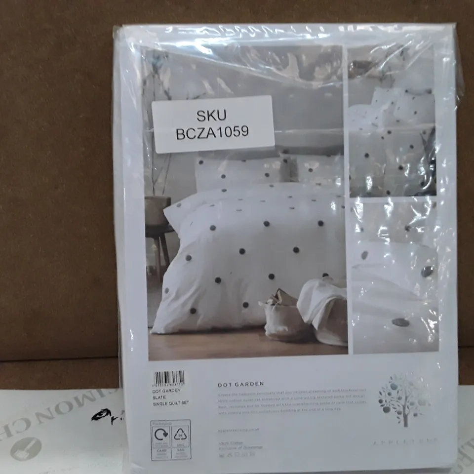 BRAND NEW APPLE TREE DUVET COVER SET - SINGLE (WHITE)